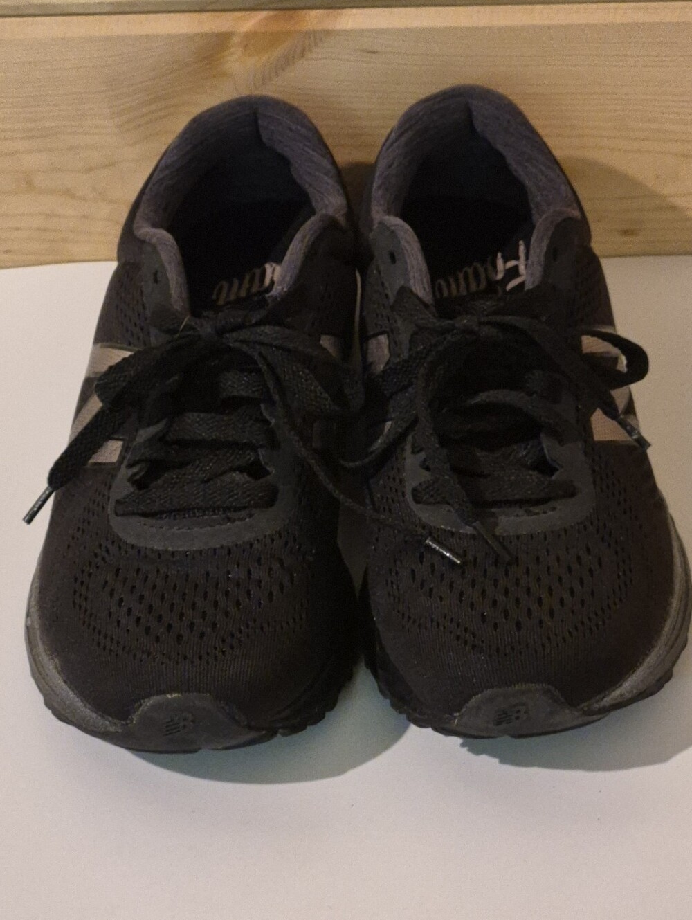 New Balance Fresh Foam Arishi Gray Running Sneakers Size 9